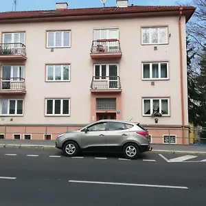 Monty Apartmán