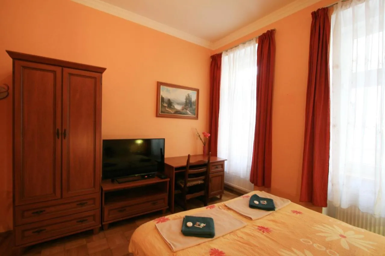 Apartment No. 10 Zeyerova 13 Karlovy Vary